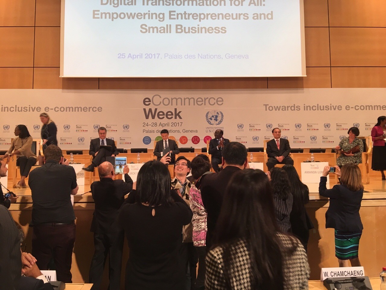 马云2.jpg 马云2.jpg